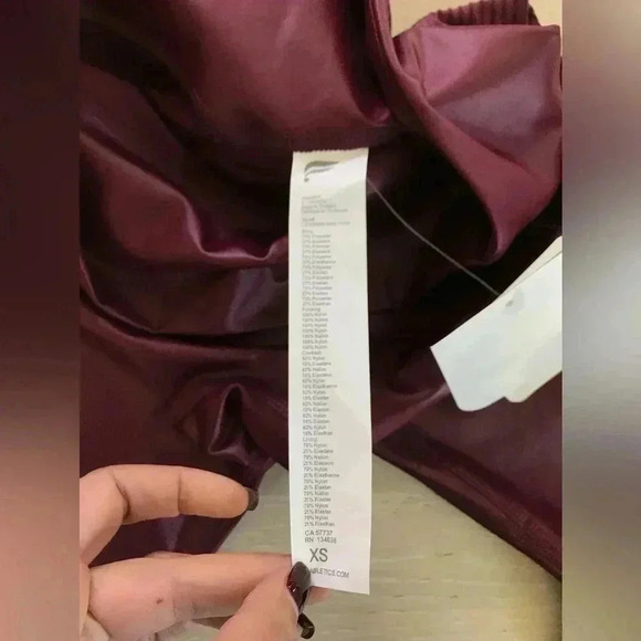 NWT Motion365+ Contour High-Waisted Legging size XS merlot shine - Picture 9 of 11